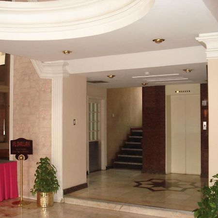 Atlas Hotel Manama Exterior foto